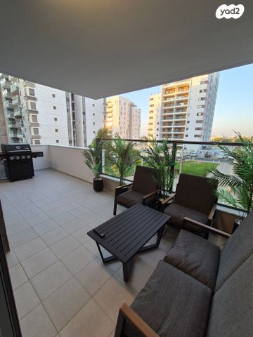 דירה, רוזמרין, סיגליות, באר שבע