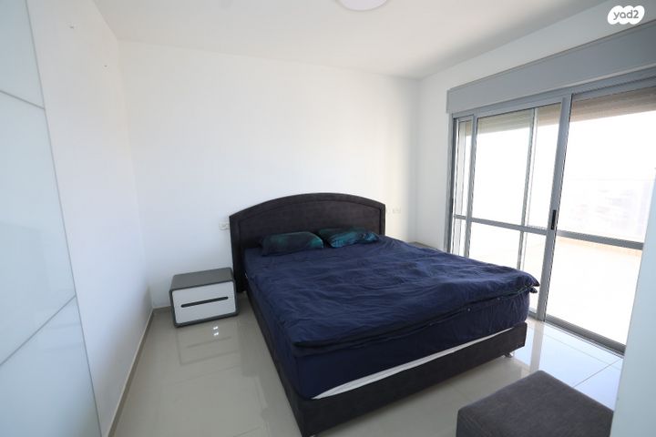 גג/ פנטהאוז, אוסקר שינדלר, רמות הרכס, באר שבע