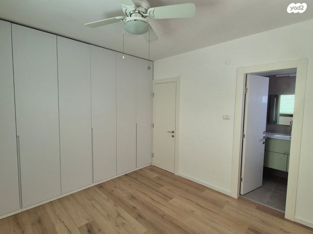 בית פרטי/ קוטג', קרית יערים, רמת השרון