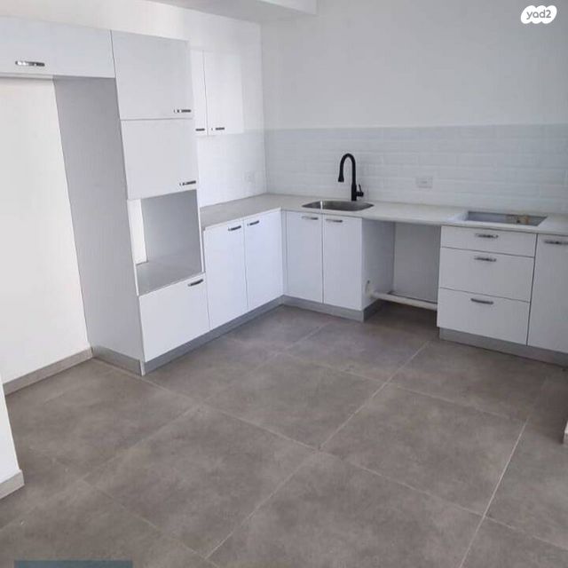 דירה, אוסישקין 37, נתניה