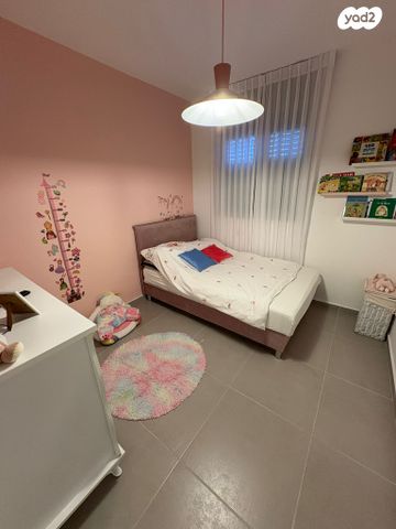 דירה, שדרות הרצל, יבנה