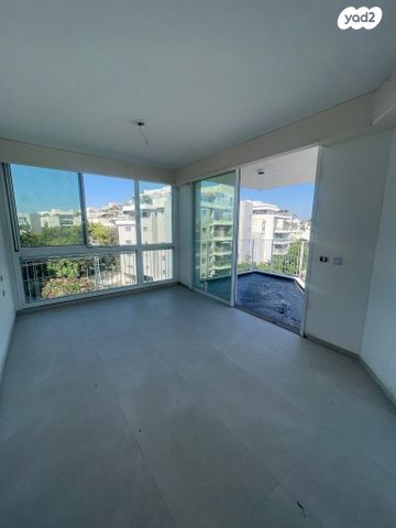 דירה, ארלוזורוב 20, הרצליה הצעירה, הרצליה