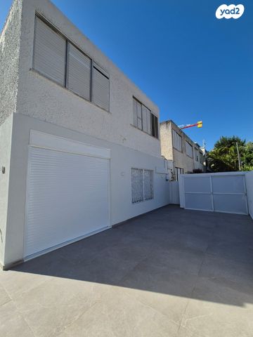 בית פרטי/ קוטג', קרית יערים, רמת השרון