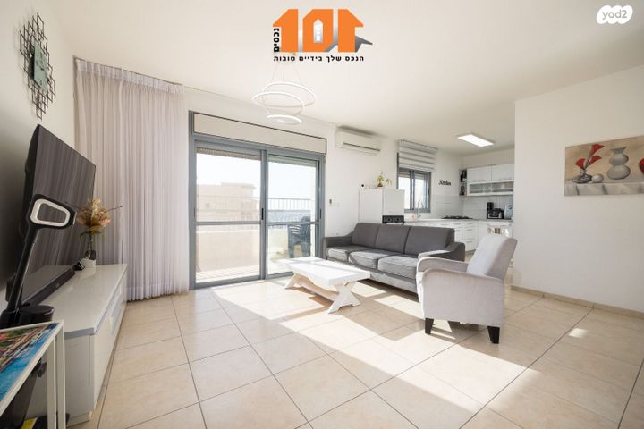 דירה, אליהו קורן, חומת שמואל, הר חומה, ירושלים