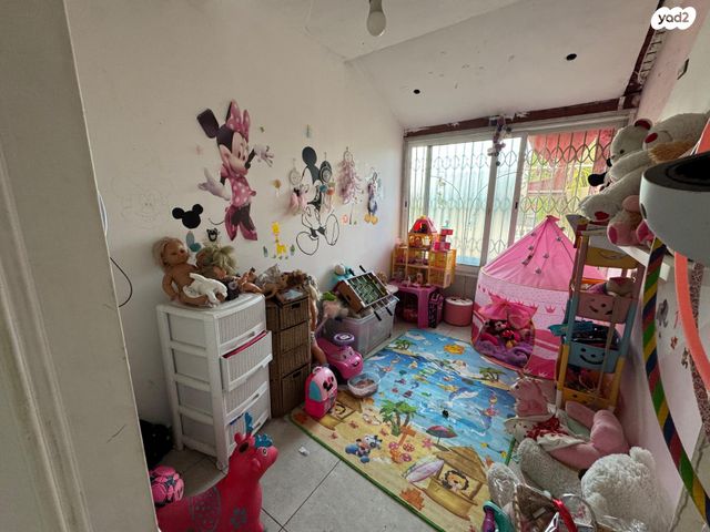 דירת גן, יוסף גדיש, עכו