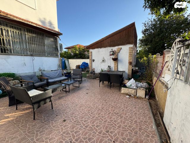 דירת גן, יוסף גדיש, עכו