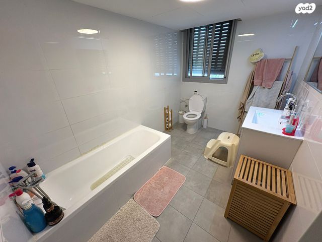 דירה, שדרות הרצל, יבנה