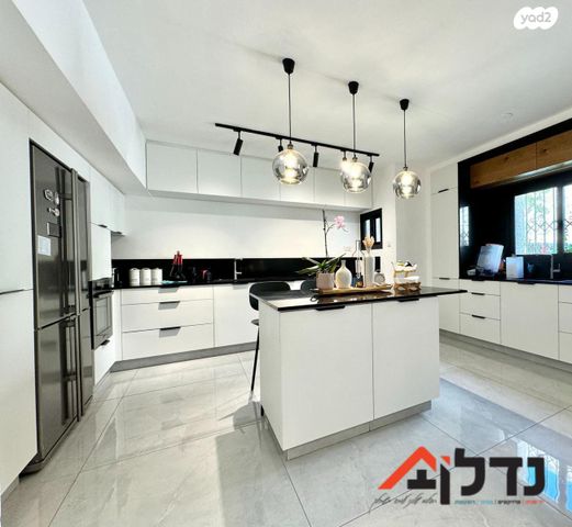 דירת גן, נחל דולב, רמת הנחלים / רמת בית שמש א', בית שמש