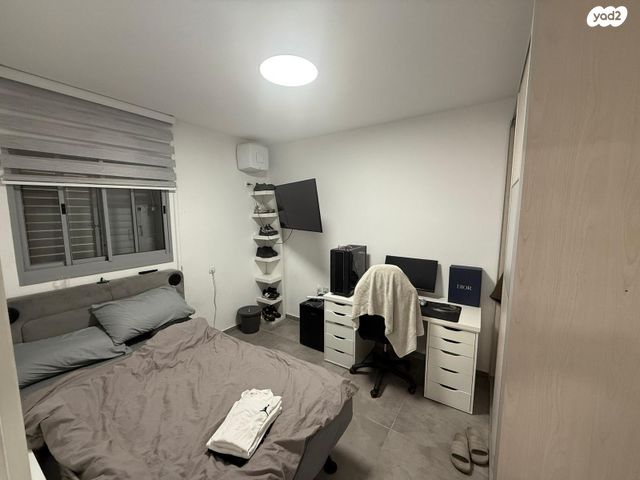 דירה, אדמונד סחייק, מלחה, מנחת, ירושלים