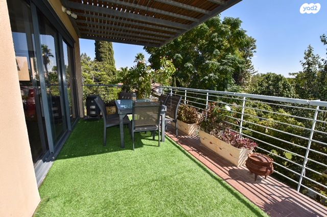 גג/ פנטהאוז