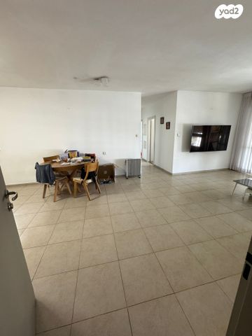 דירה, שמואל כהן יוחננוף, קרית שלום, תל אביב יפו