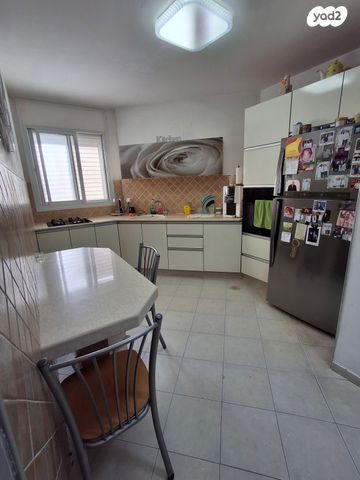 גג/ פנטהאוז, בית יוסף 29, רמות דוד, קרית גת