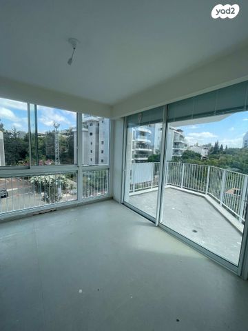 ארלוזורוב 20