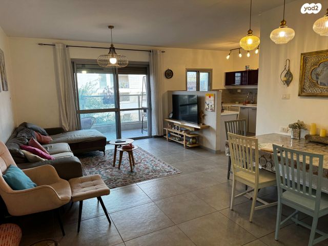 דירה, הלוח העברי, הכרמים, מודיעין מכבים רעות