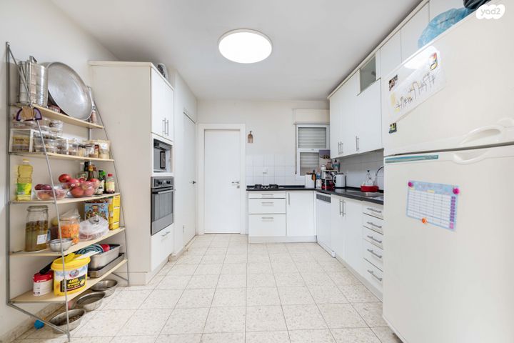 דירה, שדרות מנחם בגין, קרית הסביונים, יהוד מונוסון