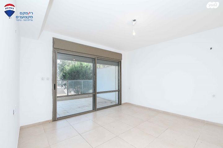 דירה, נטע, פרדס חנה כרכור