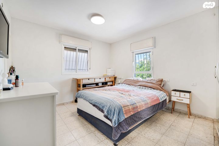 דירה, שדרות מנחם בגין, קרית הסביונים, יהוד מונוסון