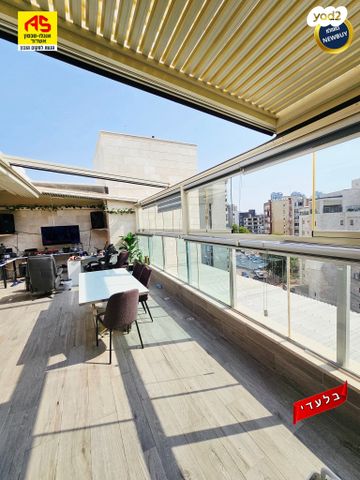 גג/ פנטהאוז, האצ"ל, אשדוד