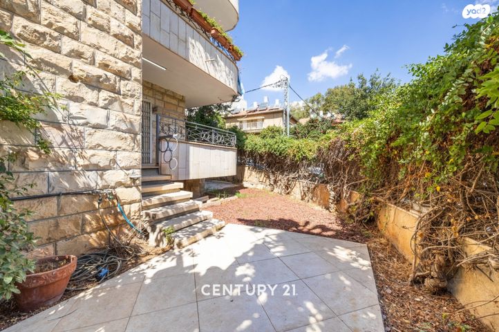 דירת גן, חזקיהו המלך, קטמון הישנה, ירושלים