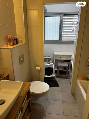 דירה, הלוח העברי, הכרמים, מודיעין מכבים רעות