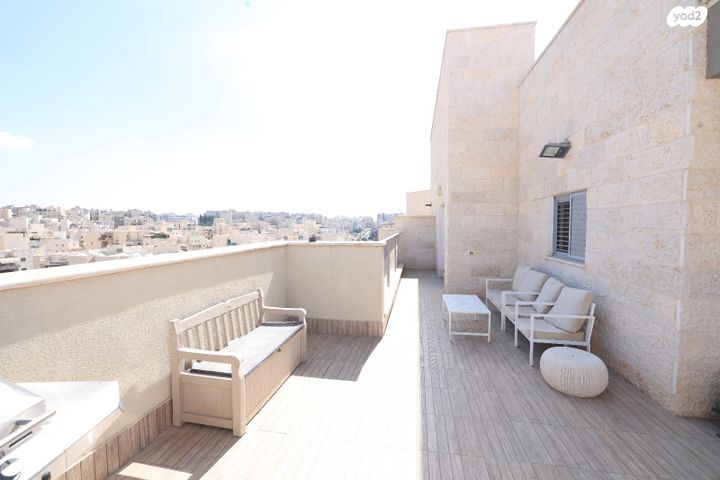 גג/ פנטהאוז, אוסקר שינדלר, רמות הרכס, באר שבע