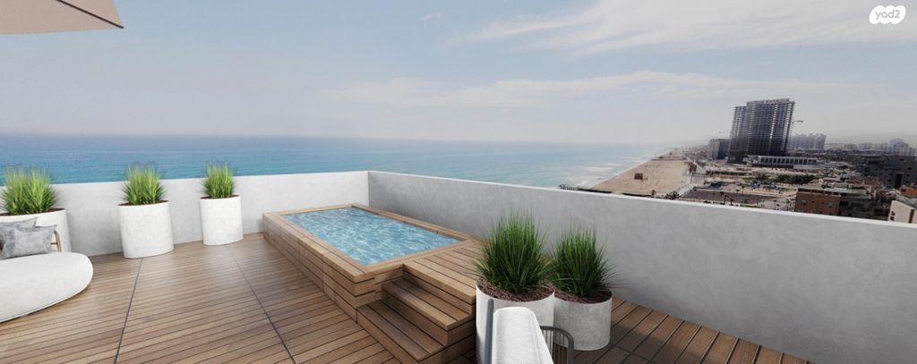 גג/ פנטהאוז, דרך בן גוריון 93, דרום מערב ותיק, בת ים