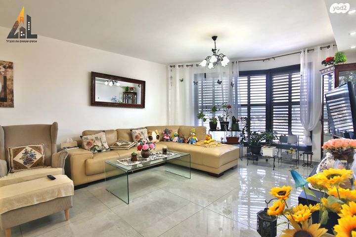 דירה, שדרות משה שרת 8, קרית ים ב', קרית ים