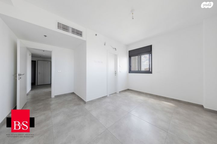 דירה, הרב הרצוג 8, צפון מערב מרכז העיר, נתניה