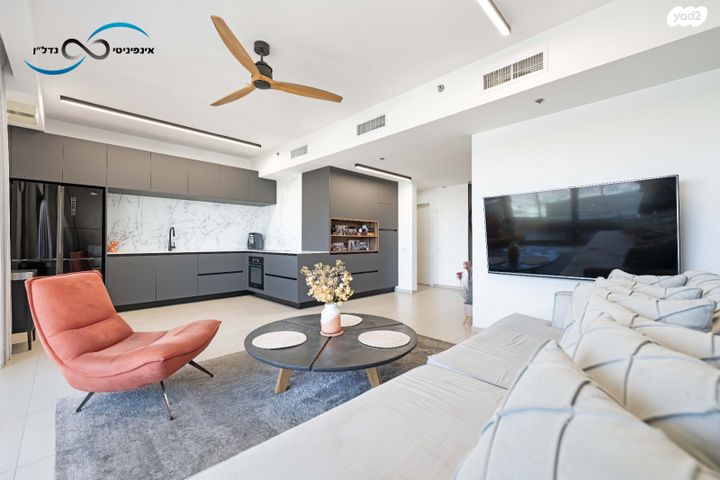 דירה, יצחק שדה, דרום מערב ותיק, בת ים