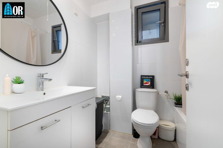 דופלקס, ש"י עגנון, נאות שמיר, יבנה