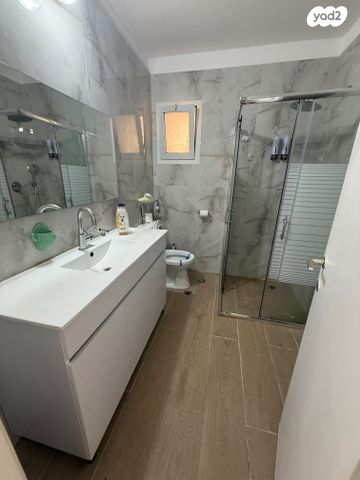 דירה, עין גדי, שכונה ט', באר שבע