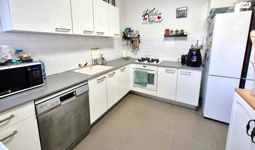 דירה, שדרות יצחק שמיר, גלי כרמל, טירת כרמל