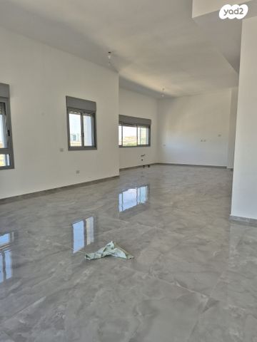 גג/ פנטהאוז, מרים ילן שטקליס 5, נאות שדה, רעננה