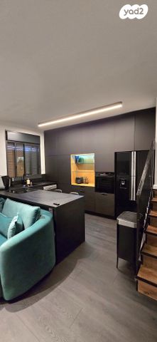 גג/ פנטהאוז, י"ד הבנים 7, כפר גנים ב, פתח תקווה