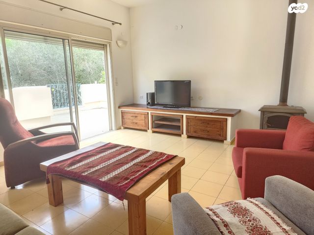 בית פרטי/ קוטג', כפר ורדים