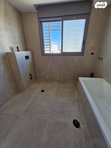 דירה, נחום סוקולוב, נהריה