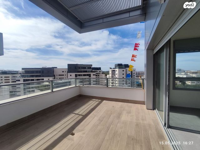 גג/ פנטהאוז, מרים ילן שטקליס 5, נאות שדה, רעננה