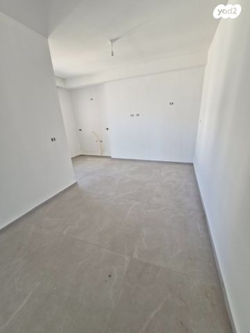 דירה, נחום סוקולוב, נהריה