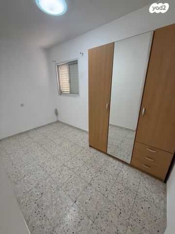 דירה, עין גדי, שכונה ט', באר שבע