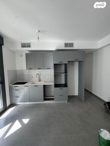 דירה, מירון, נווה שאנן, תל אביב יפו