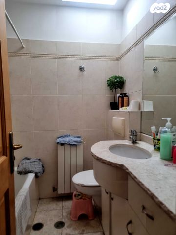 דירה, בועז, בקעה, ירושלים