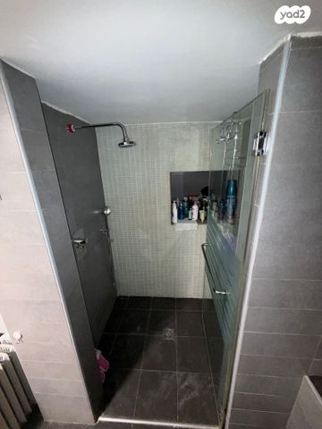 יחידת דיור, תל אביב יפו