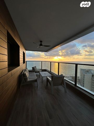 דירה, לויתן 1, חוף הזהב, נתניה