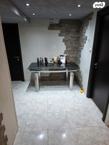 דירה, מבצע קלשון 6, שכונה ו', באר שבע