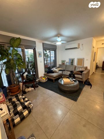 דירה, נחלת בנימין, פלורנטין, תל אביב יפו