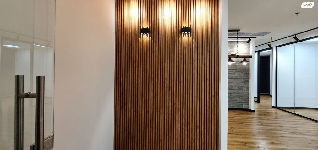 משרדים, יצחק שדה, מונטיפיורי, הרכבת, תל אביב יפו