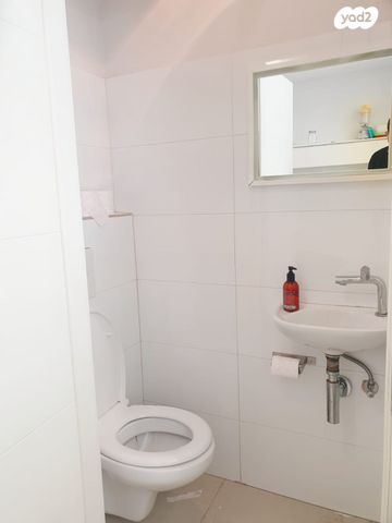 חנויות/ שטח מסחרי, בן יהודה, הצפון הישן - צפון, תל אביב יפו