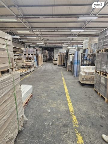 מחסנים, שפיים