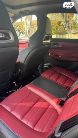 מודעת רכב אם ג'י EHS PHEV