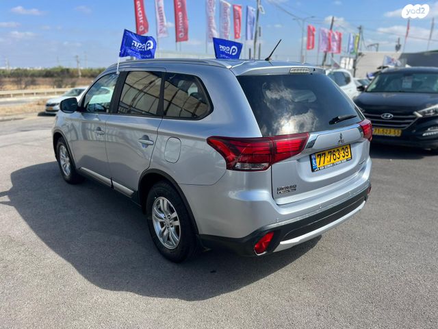 מיצובישי אאוטלנדר